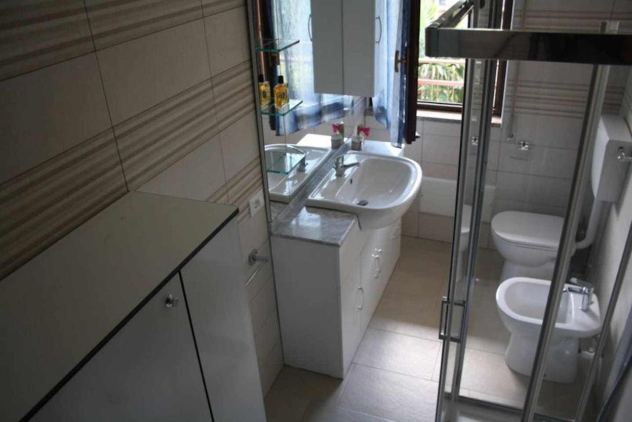 Bluelake Apartament 1 Omegna Ngoại thất bức ảnh
